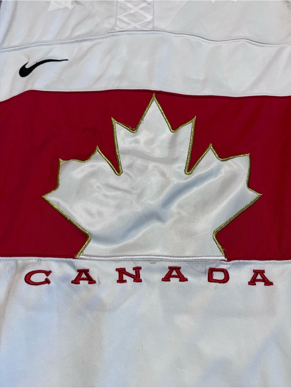Nike Team Canada Jonathan Toews #16  men’s Hockey Jersey Sz large - Picture 2 of 16